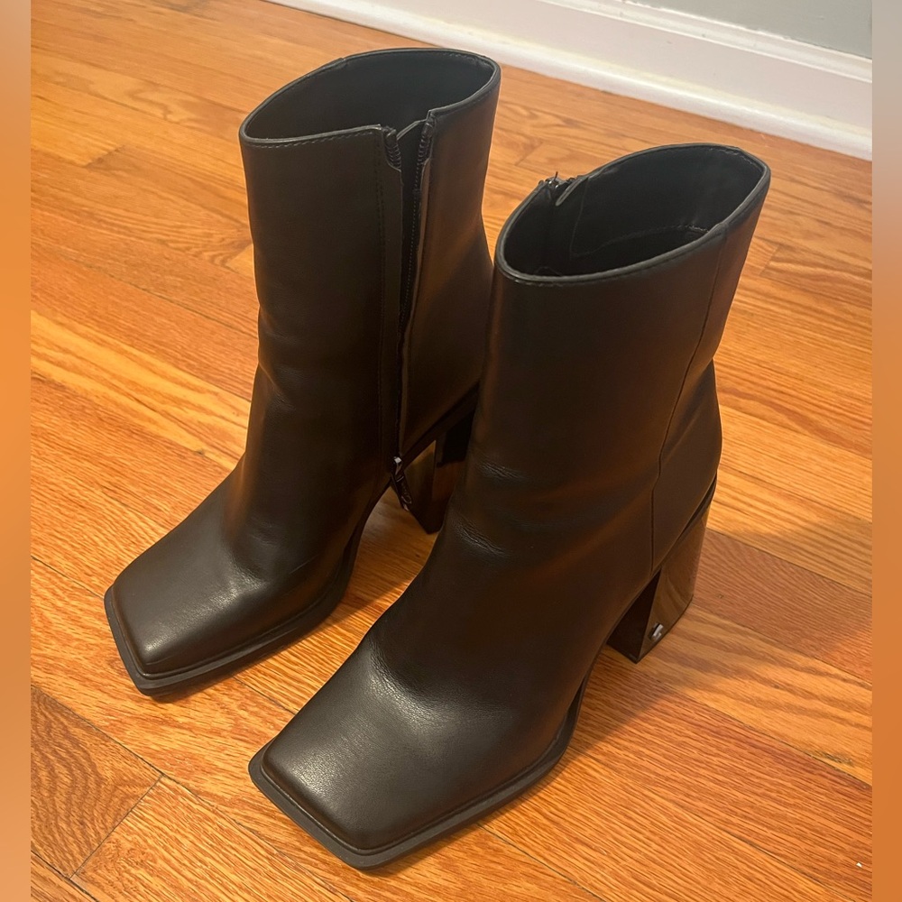 Circus by Sam Edelman Layla Ankle Boots